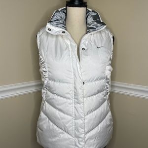 Nike Puffer Down Filled Vest Reversible White/Gray